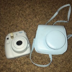 polaroid camera